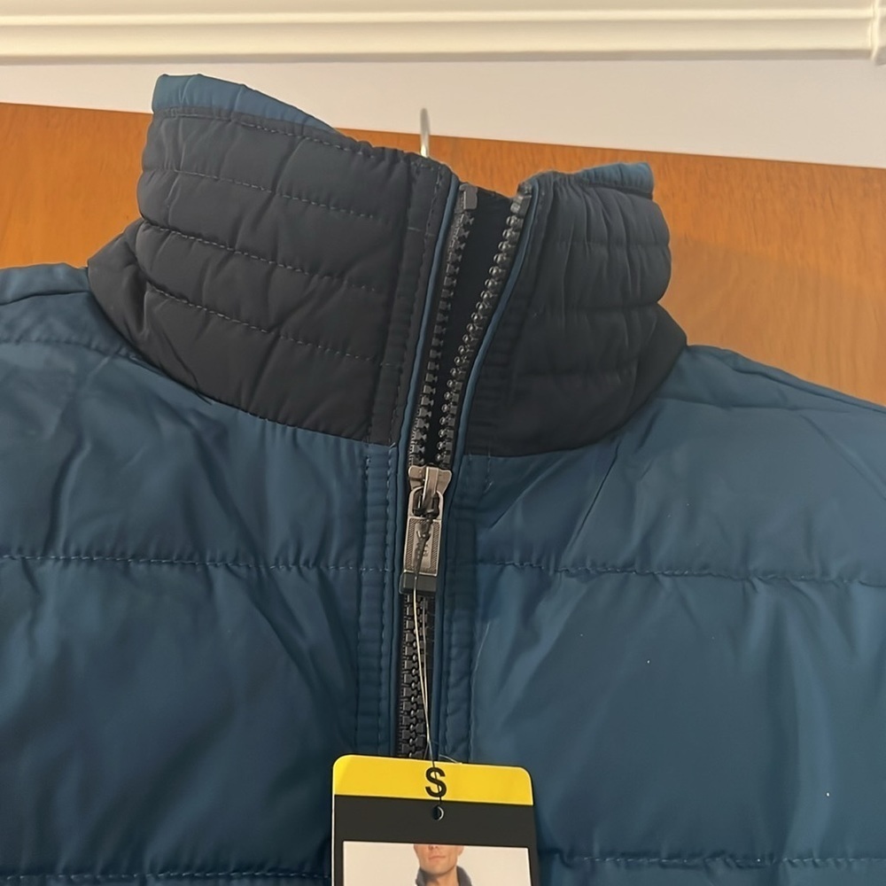 🧥 Weatgerproof jacket - Picture 2 of 6